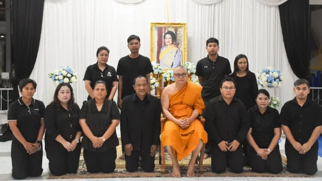 🏵  พิธีบำเพ็ญกุศลสวดพระอภิธรรม ถวายเป็นพระราชกุศล แด่ สมเด็จพระนางเจ้าสิริกิติ์ พระบรมราชินีนาถ พระบรมราชชนนีพันปีหลวง (ในวาระครบ 30 วัน)