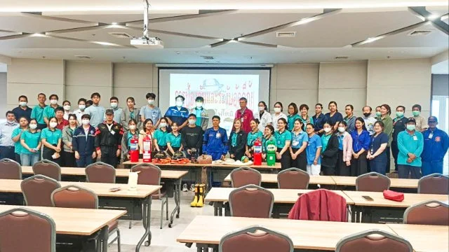 การอบรมความรู้ในการฝึกซ้อมดับเพลิงขั้นต้นและการอพยพหนีไฟแก่โรงพยาบาลสิริเวชจันทบุรี (รุ่นที่3)